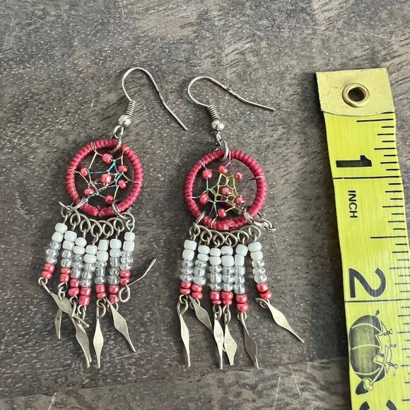 🍭6/$30 Handmade Red, White and Silver Mini Native American Dreamcatcher Earrings - Picture 5 of 5